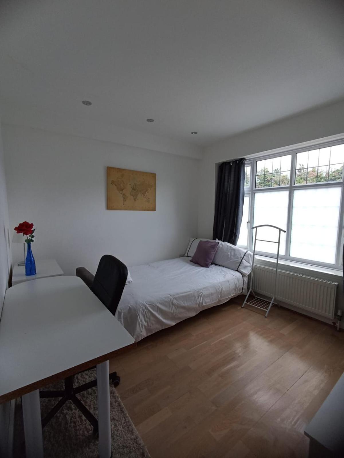 Large Family Home Near Richmond Park New Malden Luaran gambar